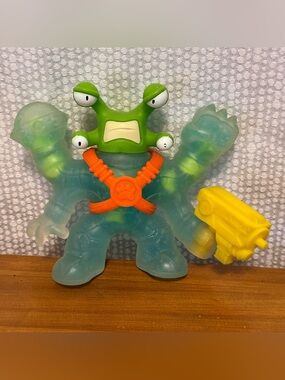 Heroes of Goo Jit Zu Galaxy Blast Warsnap Action Figure Toy Figurine Collectible